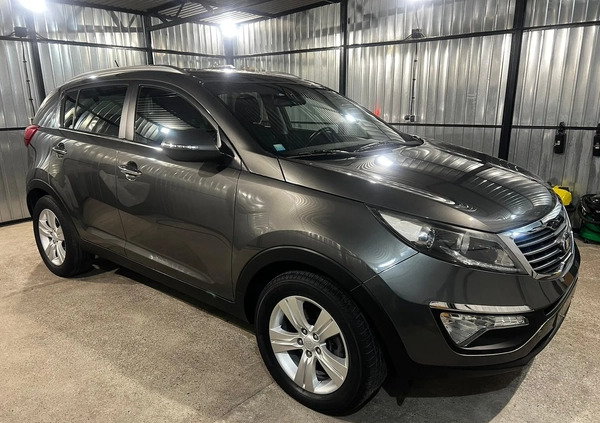 Kia Sportage cena 55900 przebieg: 63000, rok produkcji 2013 z Dobrodzień małe 466